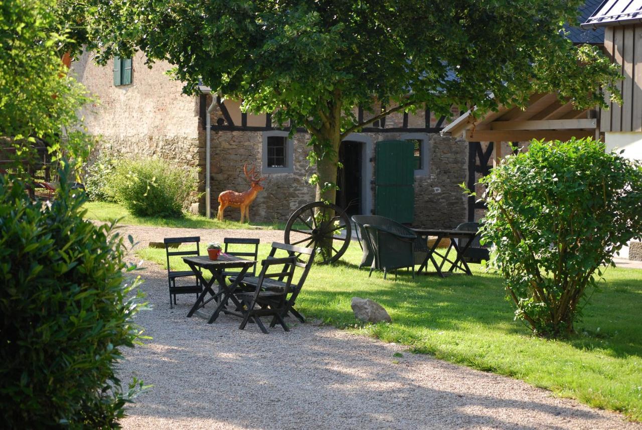 Bed and Breakfast Hof Liebeneck Osterspai Экстерьер фото